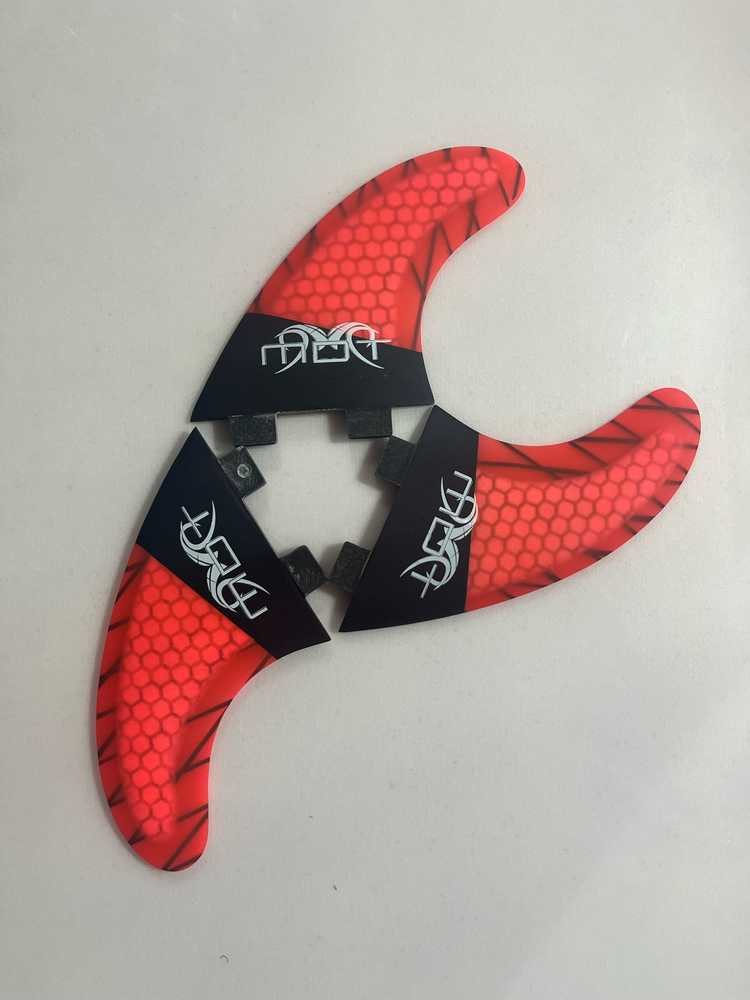 Quillas MDT importadas rojas